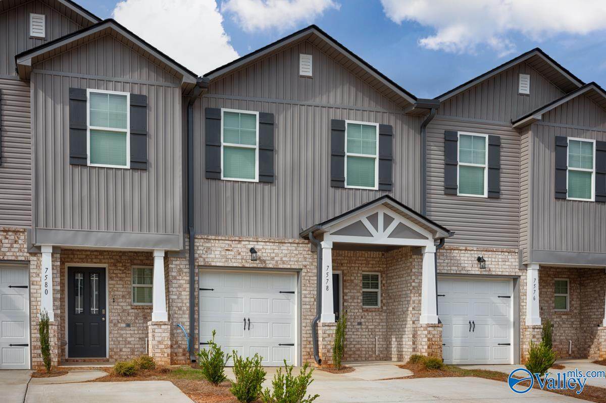 7578 Discovery Point Drive - Photo 1