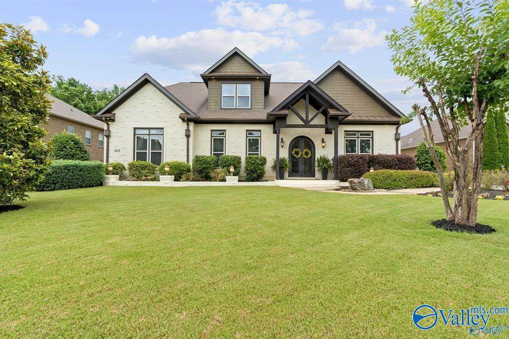203 Coach Lamp Drive - Photo 1
