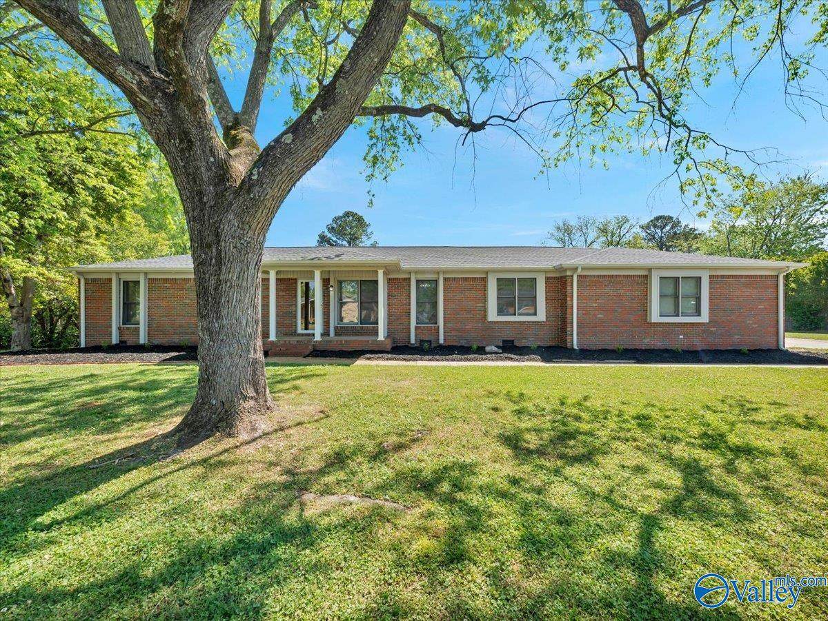 2804 Eva Drive - Photo 1