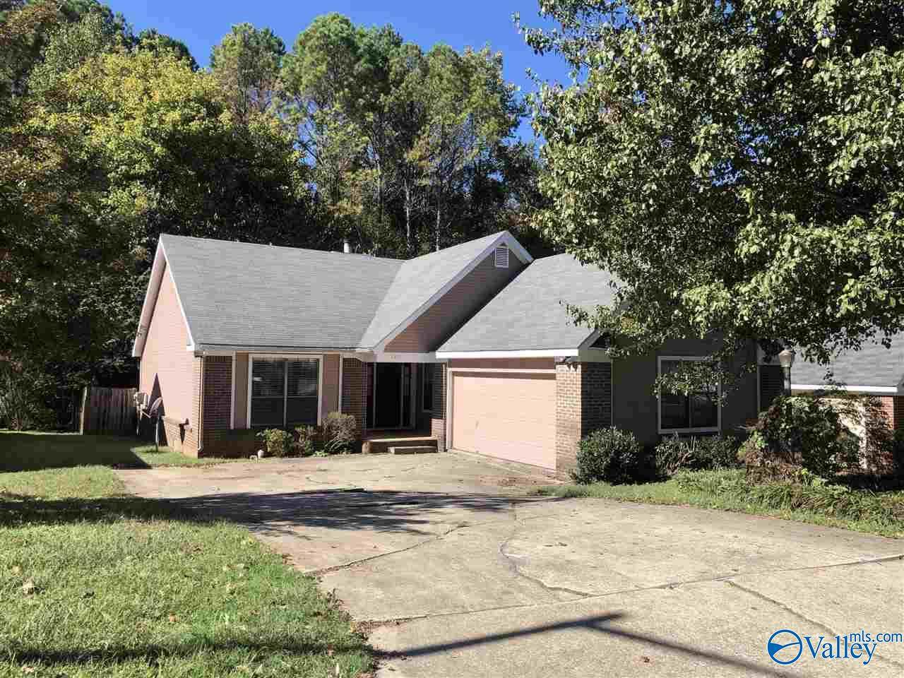 127 Philadelphia Drive - Photo 1