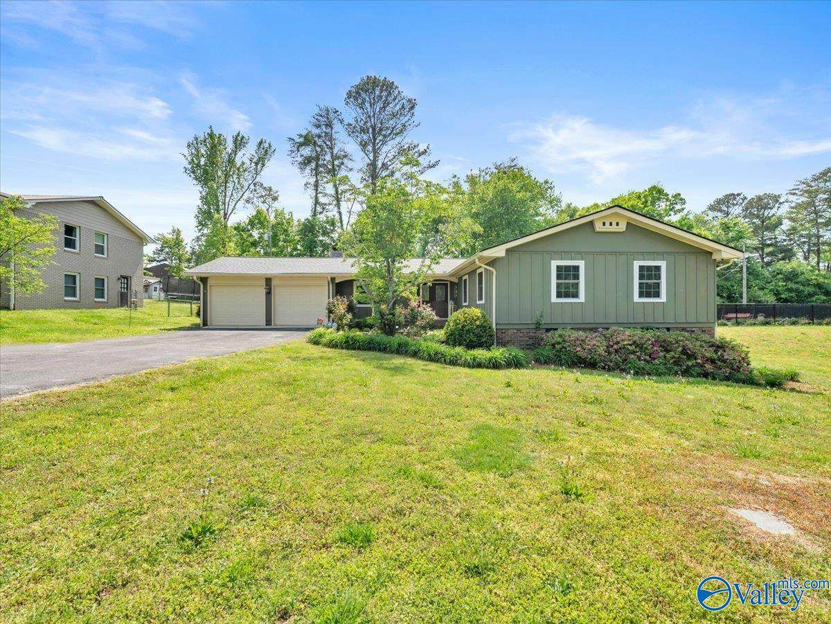 23 Elizabeth Drive - Photo 1