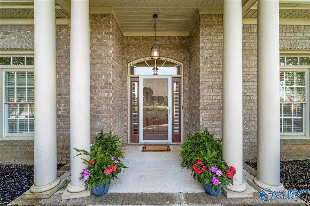 308 Blue Creek Drive - Photo 1