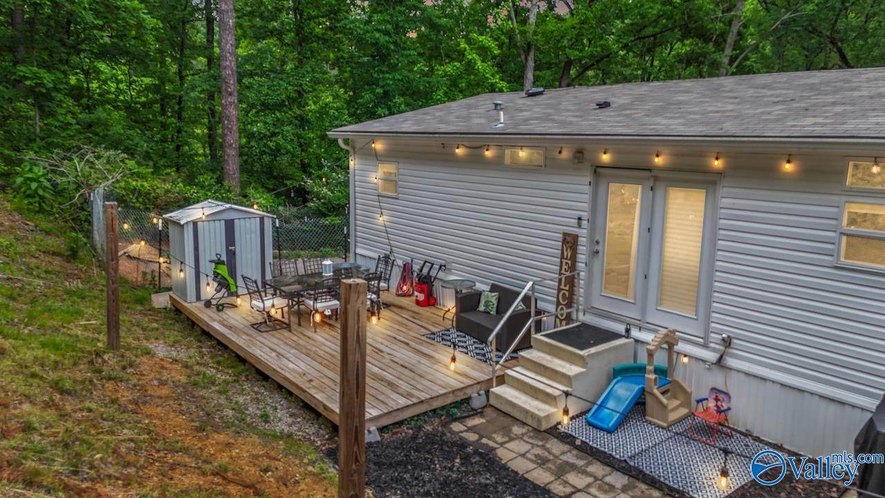 https://bt-photos.global.ssl.fastly.net/nalmls/orig_boomver_1_21916781-2.jpg