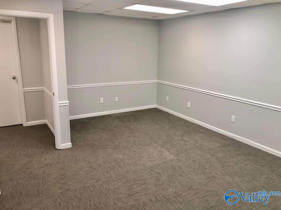 1402 Central Parkway - Photo 1