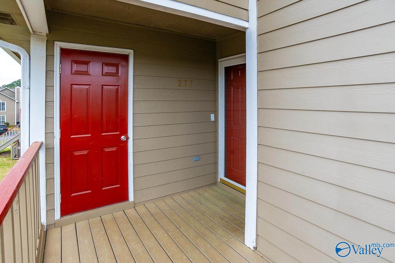 https://bt-photos.global.ssl.fastly.net/nalmls/orig_boomver_1_21917104-2.jpg