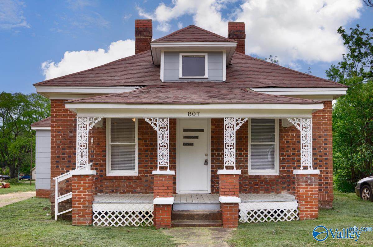 807 Brownsferry Street - Photo 1