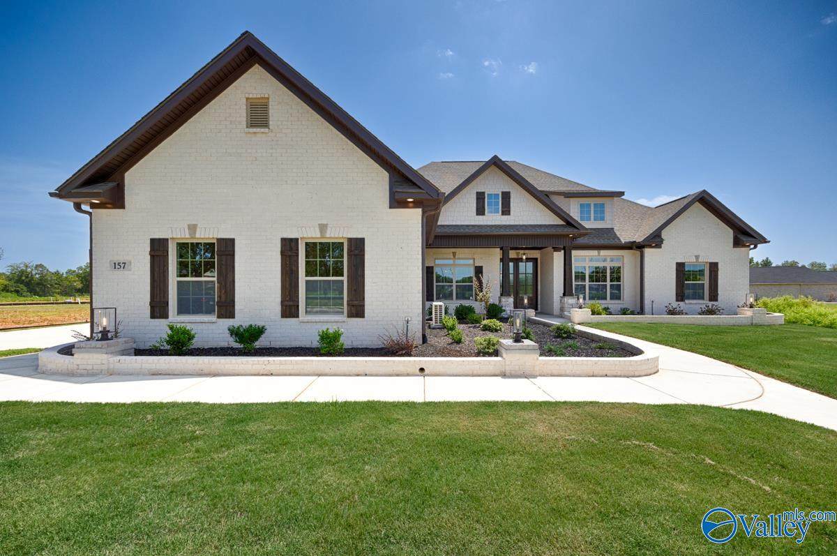 120 Geneva Court - Photo 1
