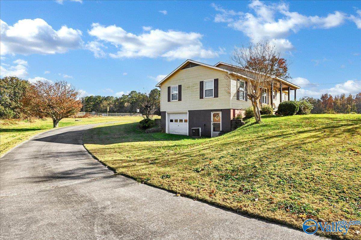 16516 Hampton Lane - Photo 1