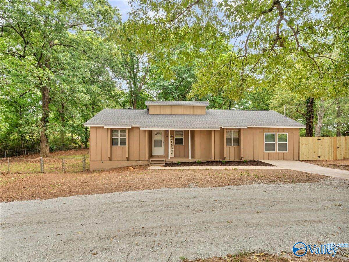 940 Browns Ferry Road - Photo 1