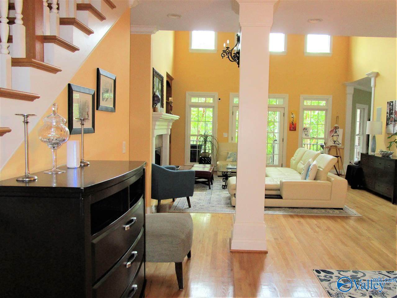 https://bt-photos.global.ssl.fastly.net/nalmls/orig_boomver_1_21918657-2.jpg