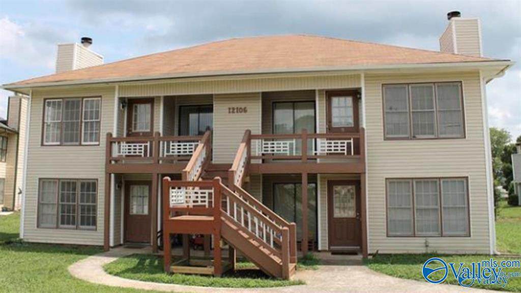 12106 Carriage Court - Photo 1