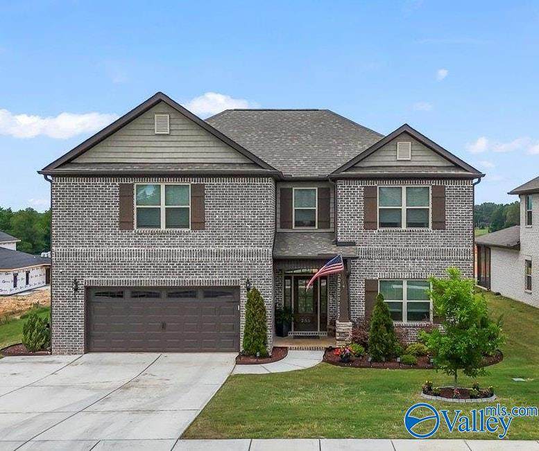 255 Paladin Street - Photo 1