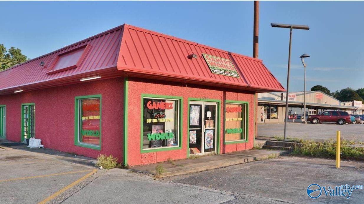 2320 Memorial Parkway North - Photo 1