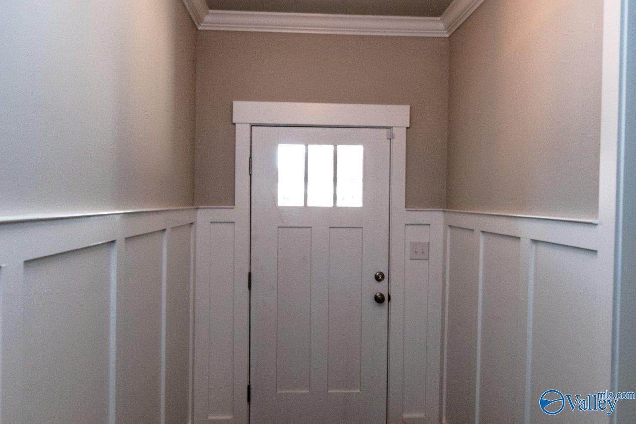 https://bt-photos.global.ssl.fastly.net/nalmls/orig_boomver_1_21919703-2.jpg