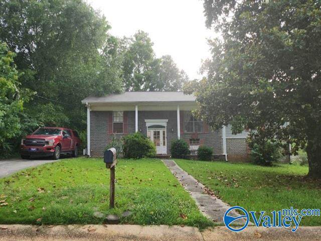 318 Susan Place - Photo 1