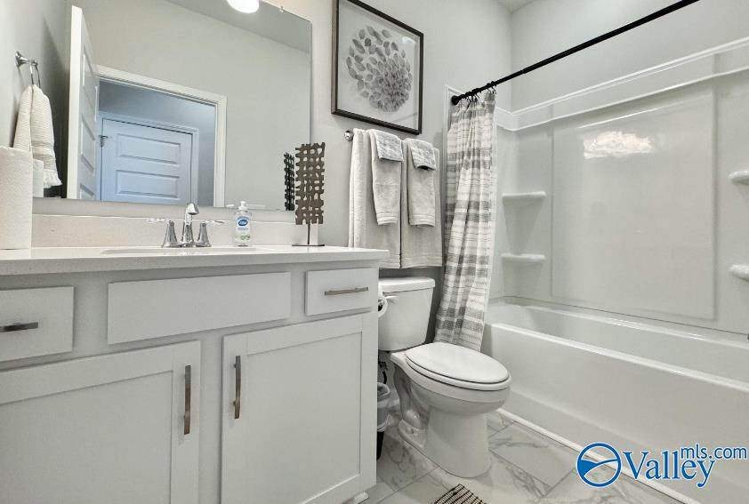 https://bt-photos.global.ssl.fastly.net/nalmls/orig_boomver_1_21920124-2.jpg