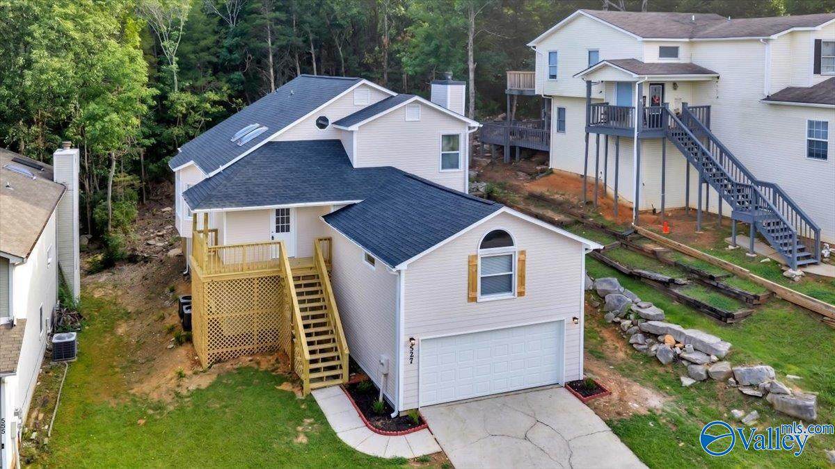 527 Farmingdale Road - Photo 1