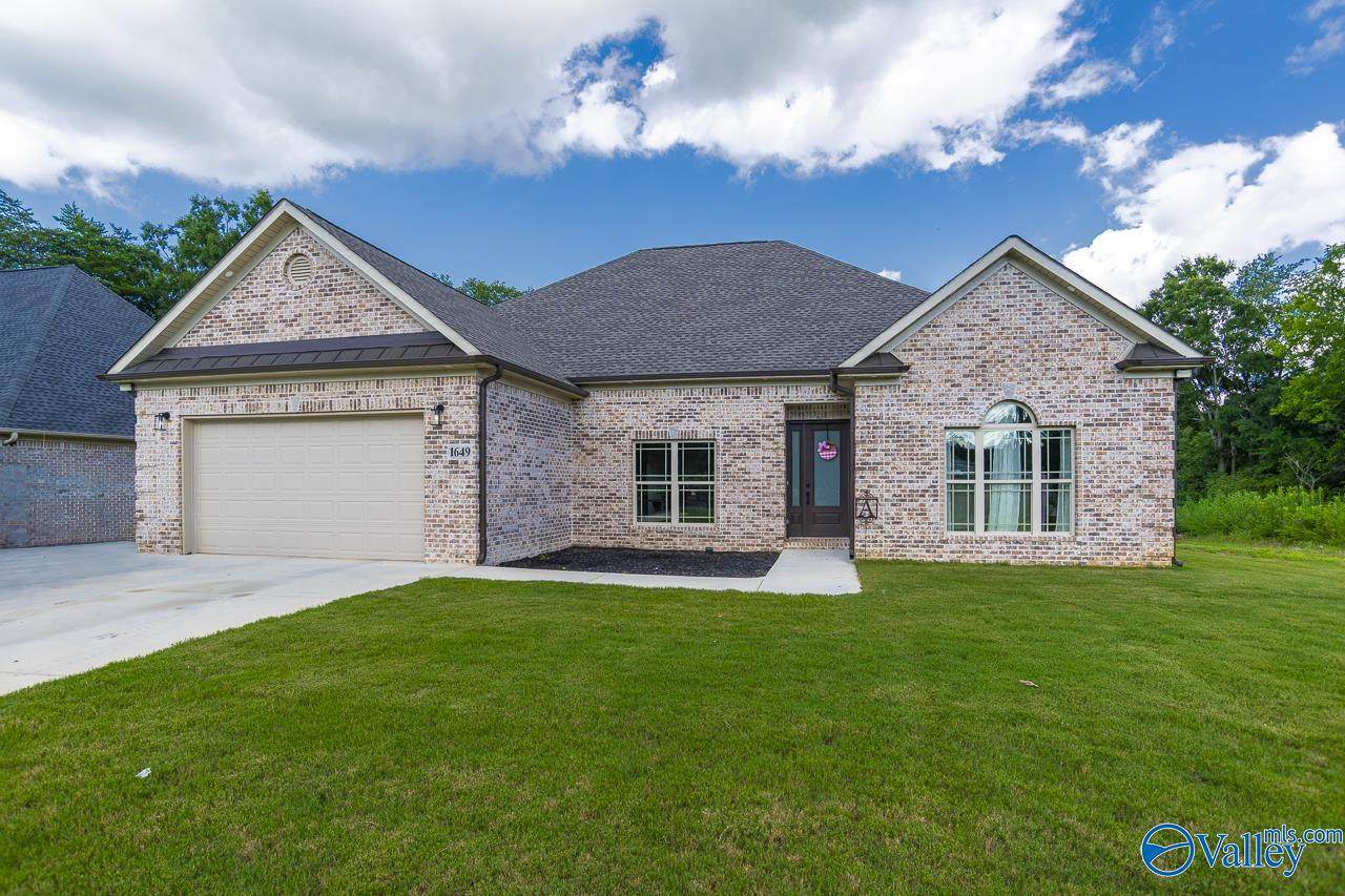 1649 Scott Road - Photo 1