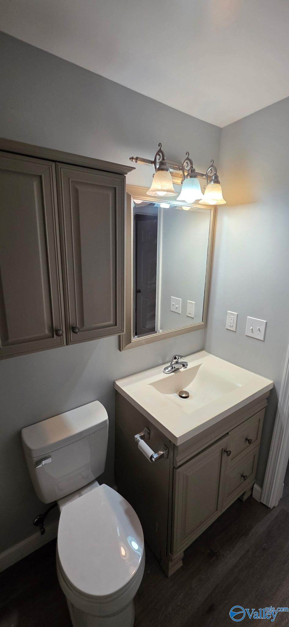 https://bt-photos.global.ssl.fastly.net/nalmls/orig_boomver_1_21922401-2.jpg