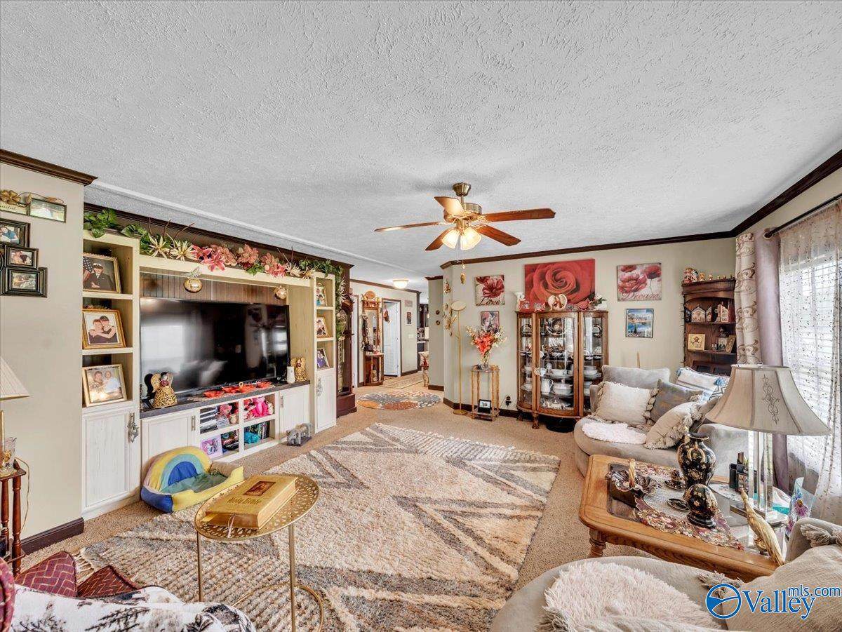 https://bt-photos.global.ssl.fastly.net/nalmls/orig_boomver_1_21922670-2.jpg