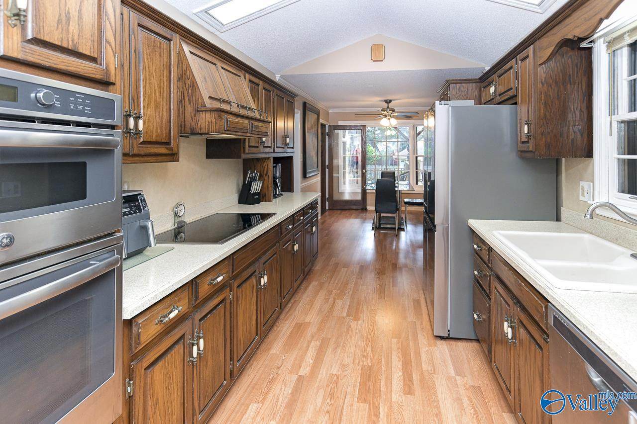 https://bt-photos.global.ssl.fastly.net/nalmls/orig_boomver_2_21922681-2.jpg