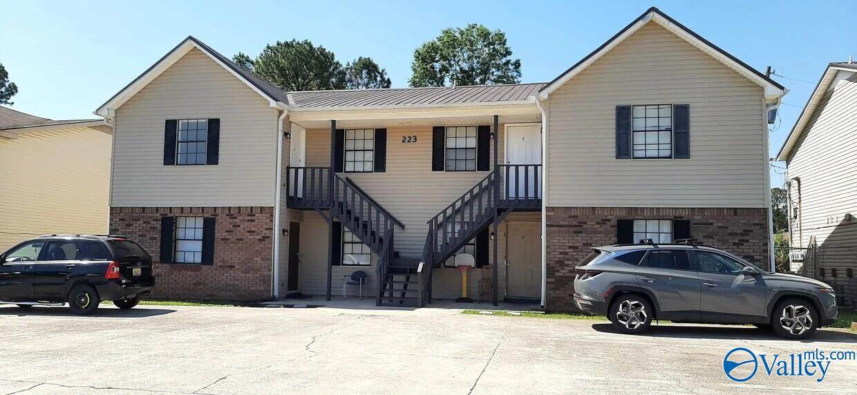 217 8th Street - Photo 1