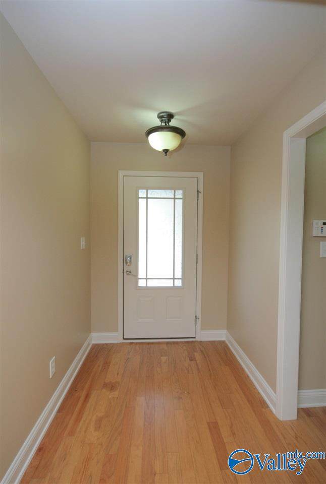 https://bt-photos.global.ssl.fastly.net/nalmls/orig_boomver_1_21923555-2.jpg