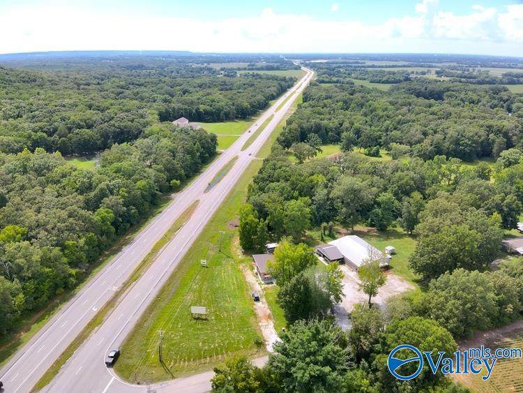 1050 Highway 157 - Photo 1