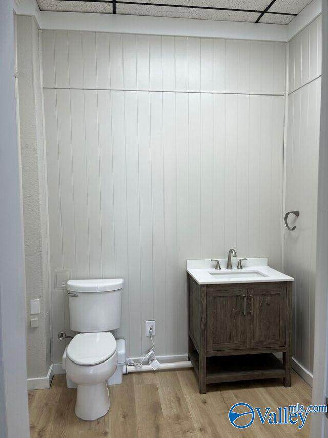 https://bt-photos.global.ssl.fastly.net/nalmls/orig_boomver_1_21924359-2.jpg