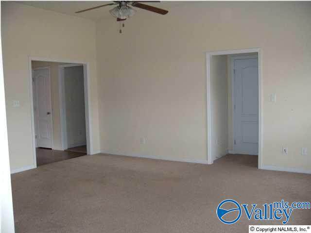 https://bt-photos.global.ssl.fastly.net/nalmls/orig_boomver_1_21924592-2.jpg