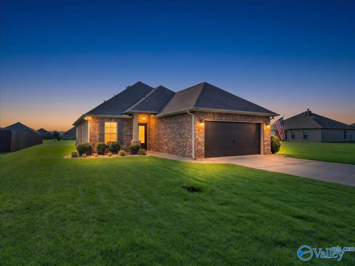 17422 Fieldway Circle - Photo 1