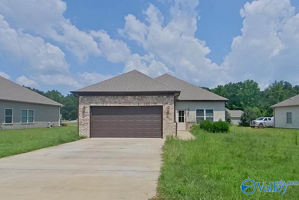30 Hawk Lane - Photo 1