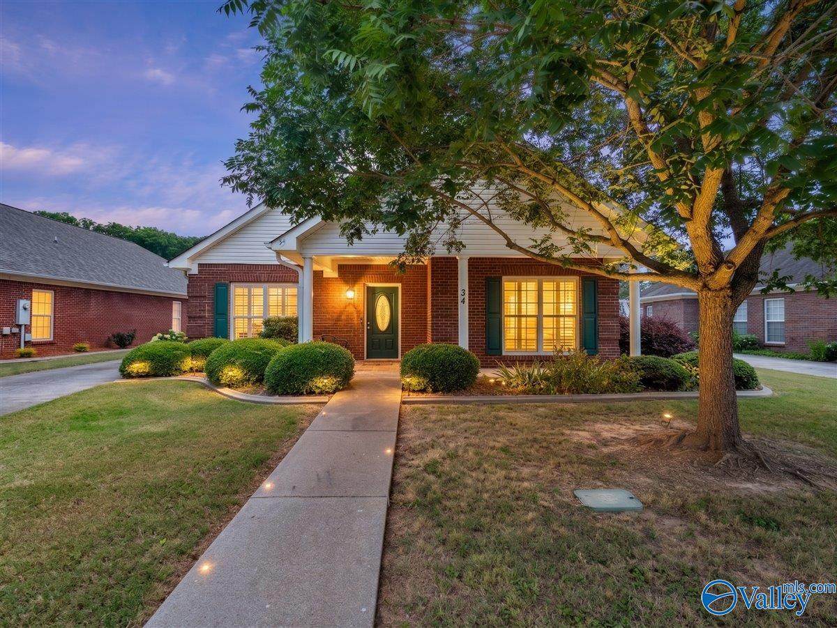 54 Grandwood Lane - Photo 1