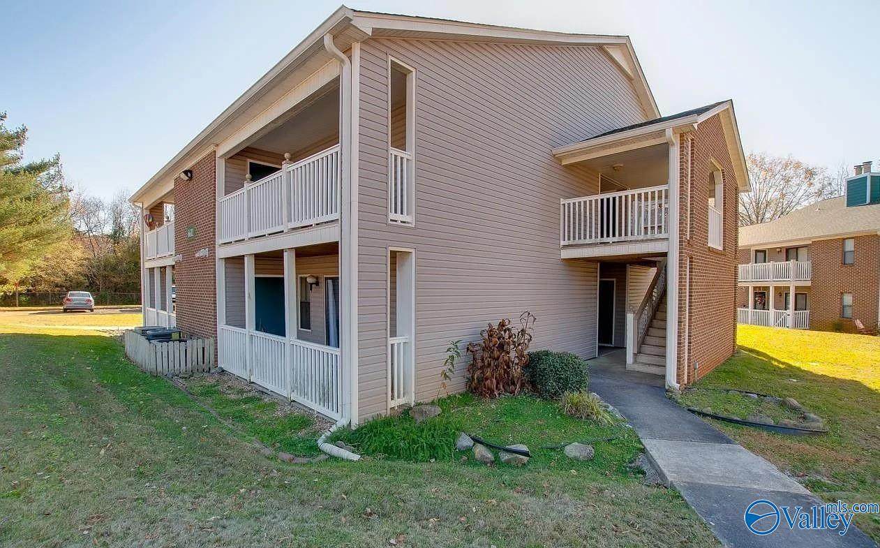 6611 Willow Pointe Drive - Photo 1