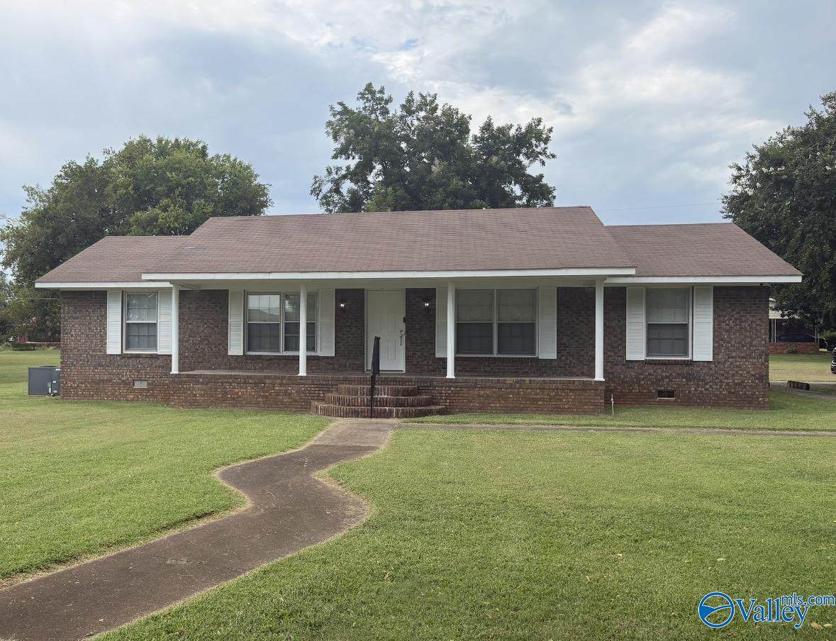 605 Trenholm Memorial Drive - Photo 1
