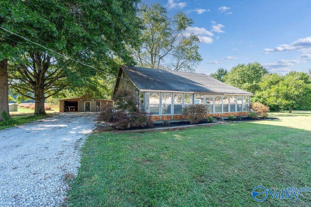 628 Walt Campbell Road - Photo 1