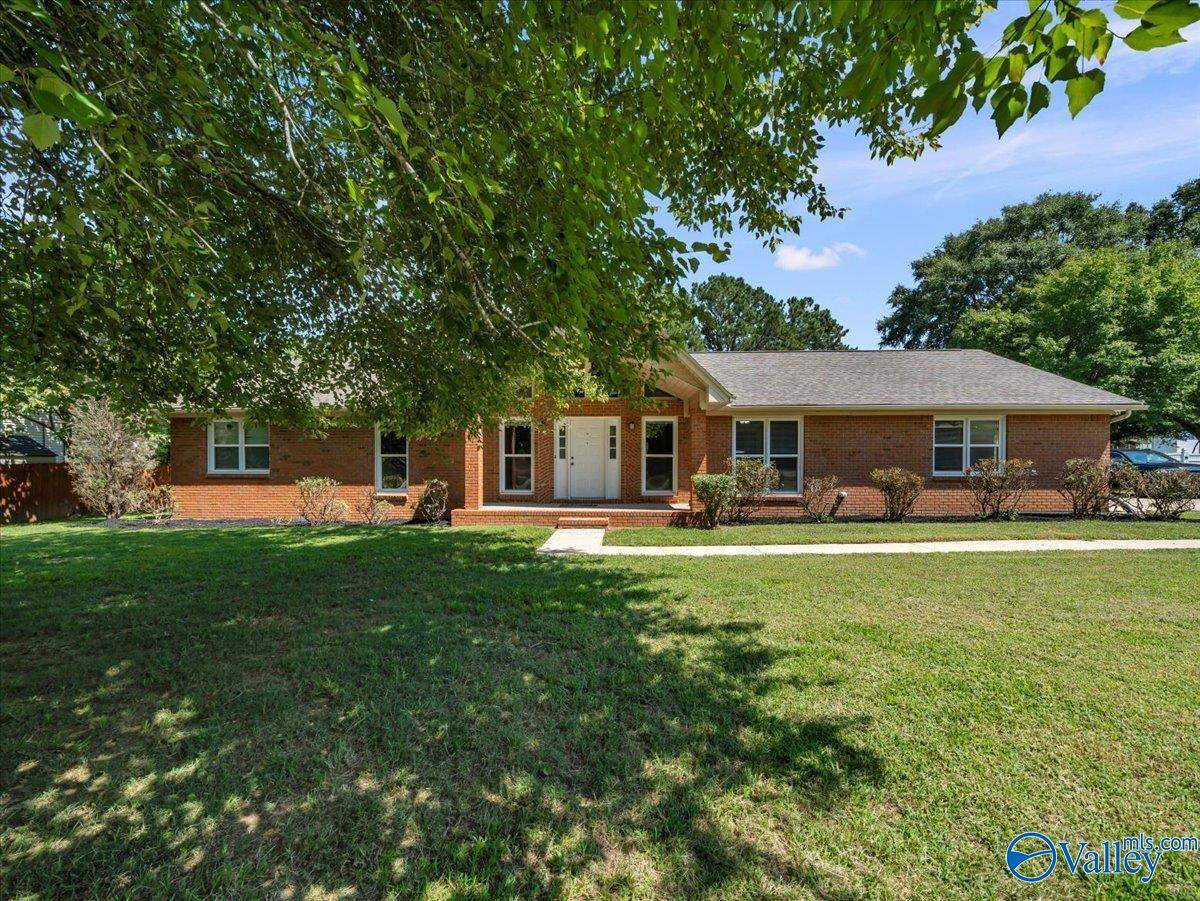 1809 Lindsay Lane S - Photo 1