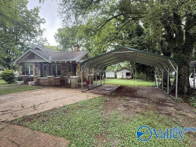 https://bt-photos.global.ssl.fastly.net/nalmls/orig_boomver_1_21928236-2.jpg
