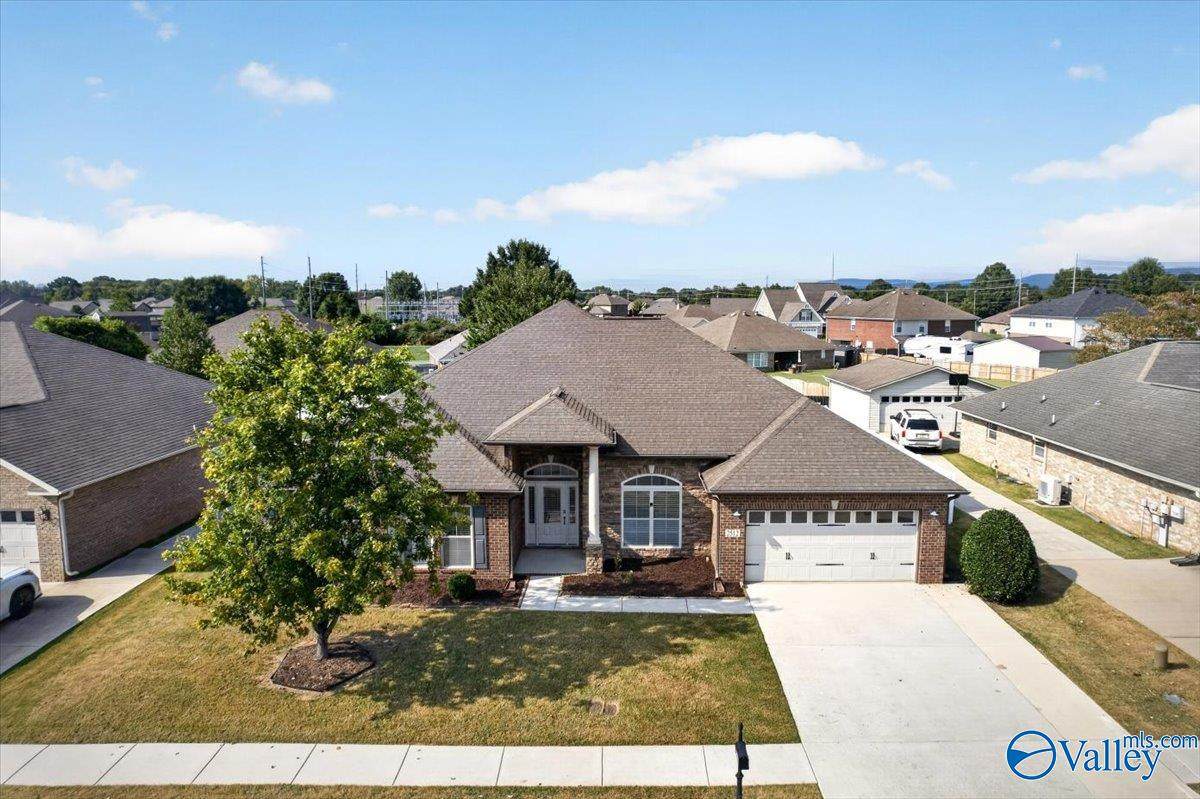 2512 Oxmoor Blvd - Photo 1