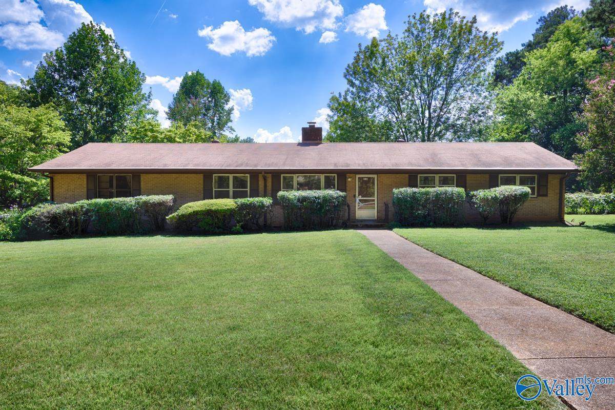 818 Dellwood Road - Photo 1