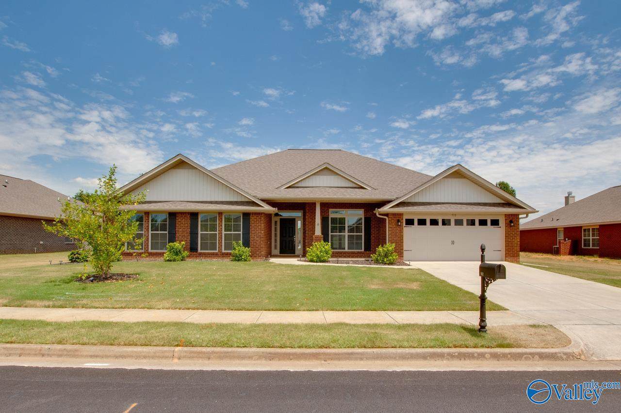 512 Summer Cove Circle - Photo 1
