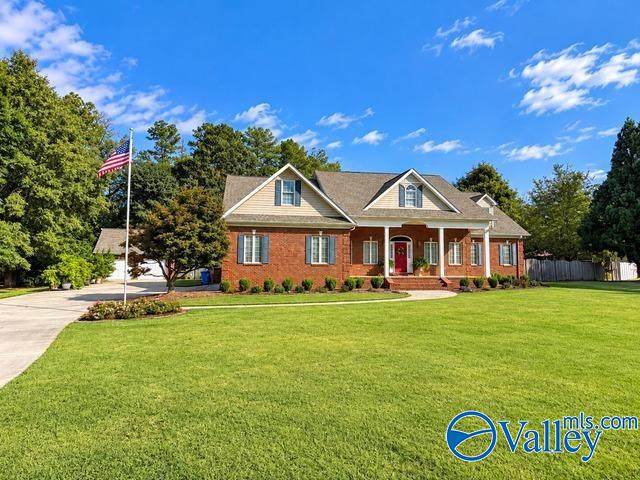 1102 Vines Drive - Photo 1