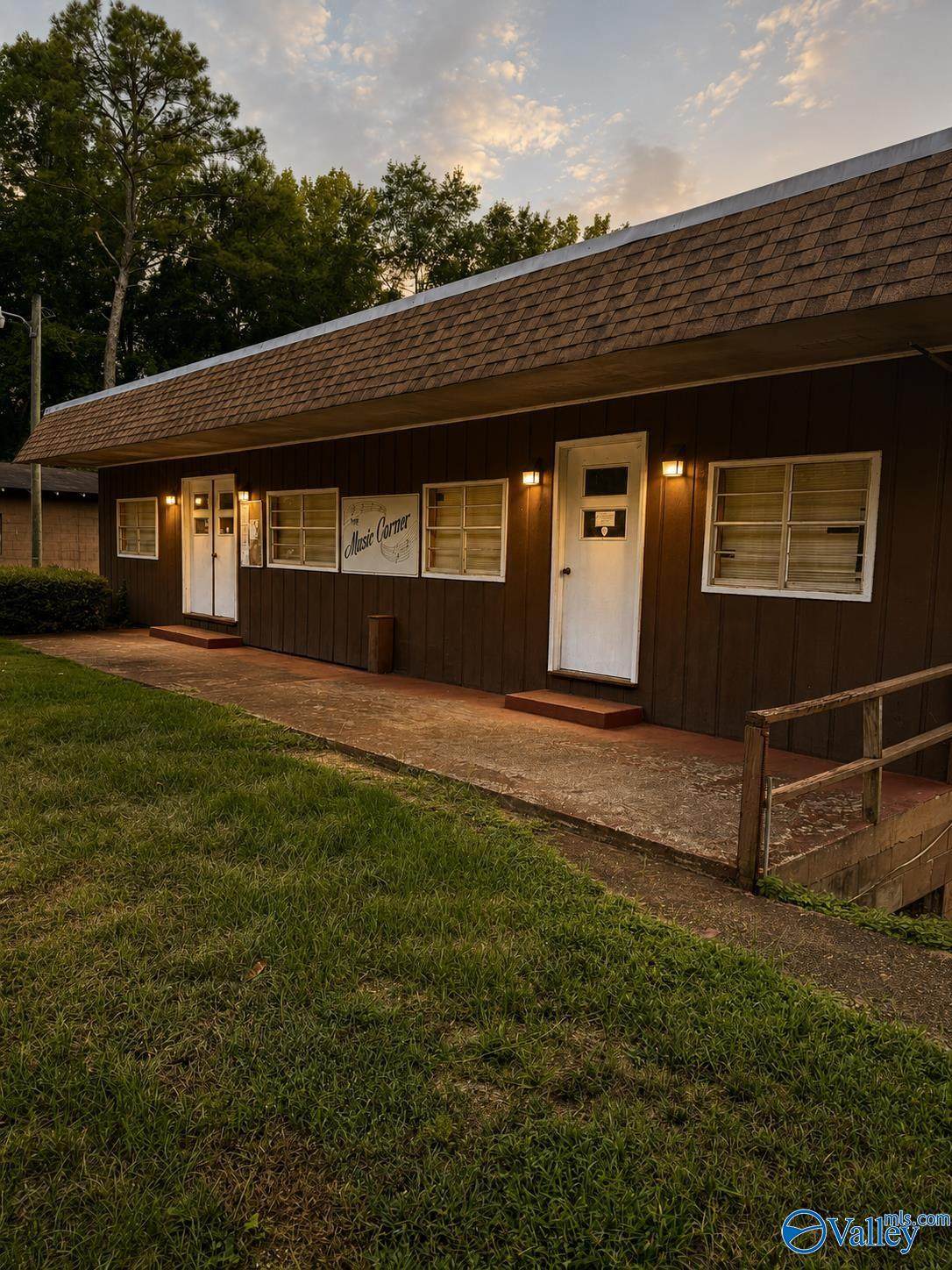 5980 Hwy 96 - Photo 1
