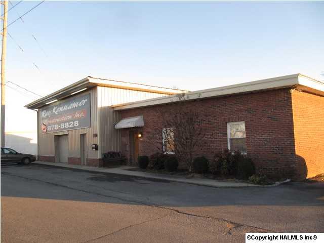 711 East Scott Avenue - Photo 1