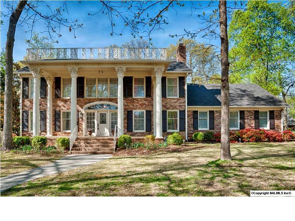 807 Mullins Hill Drive - Photo 1