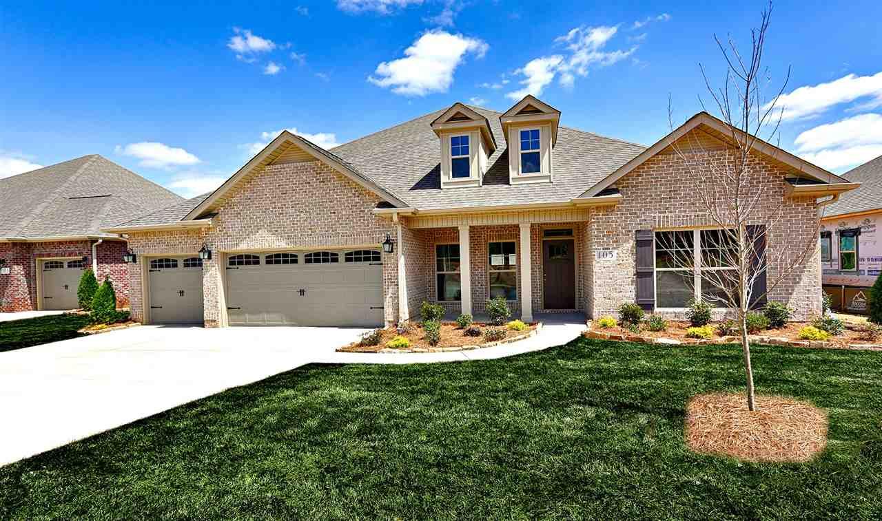 105 Pine Manor Drive - Photo 1