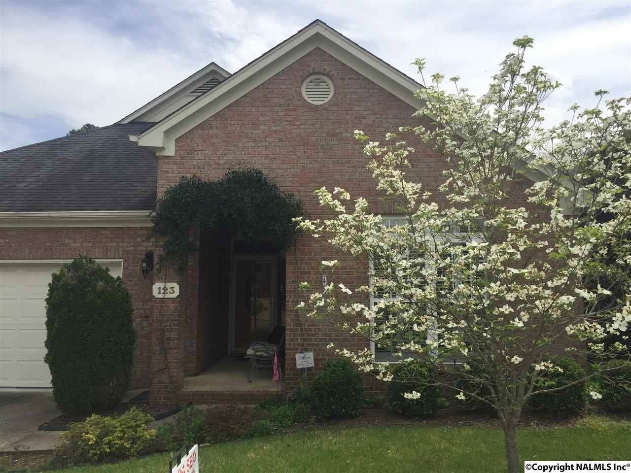 123 Canterbury Drive - Photo 1