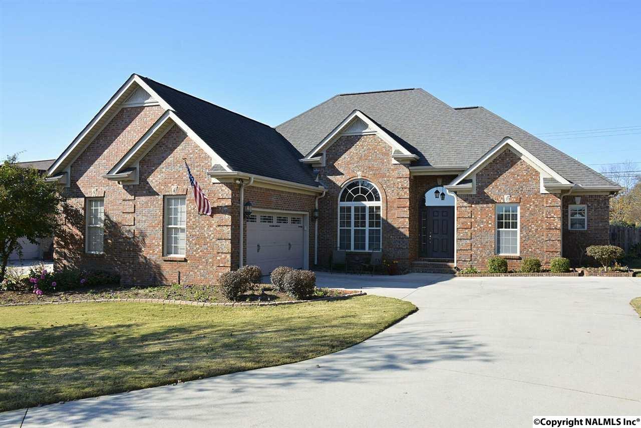 25273 Queensbury Drive - Photo 1