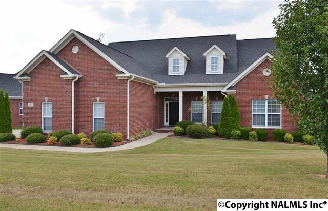 217 Twin Lakes Drive - Photo 1