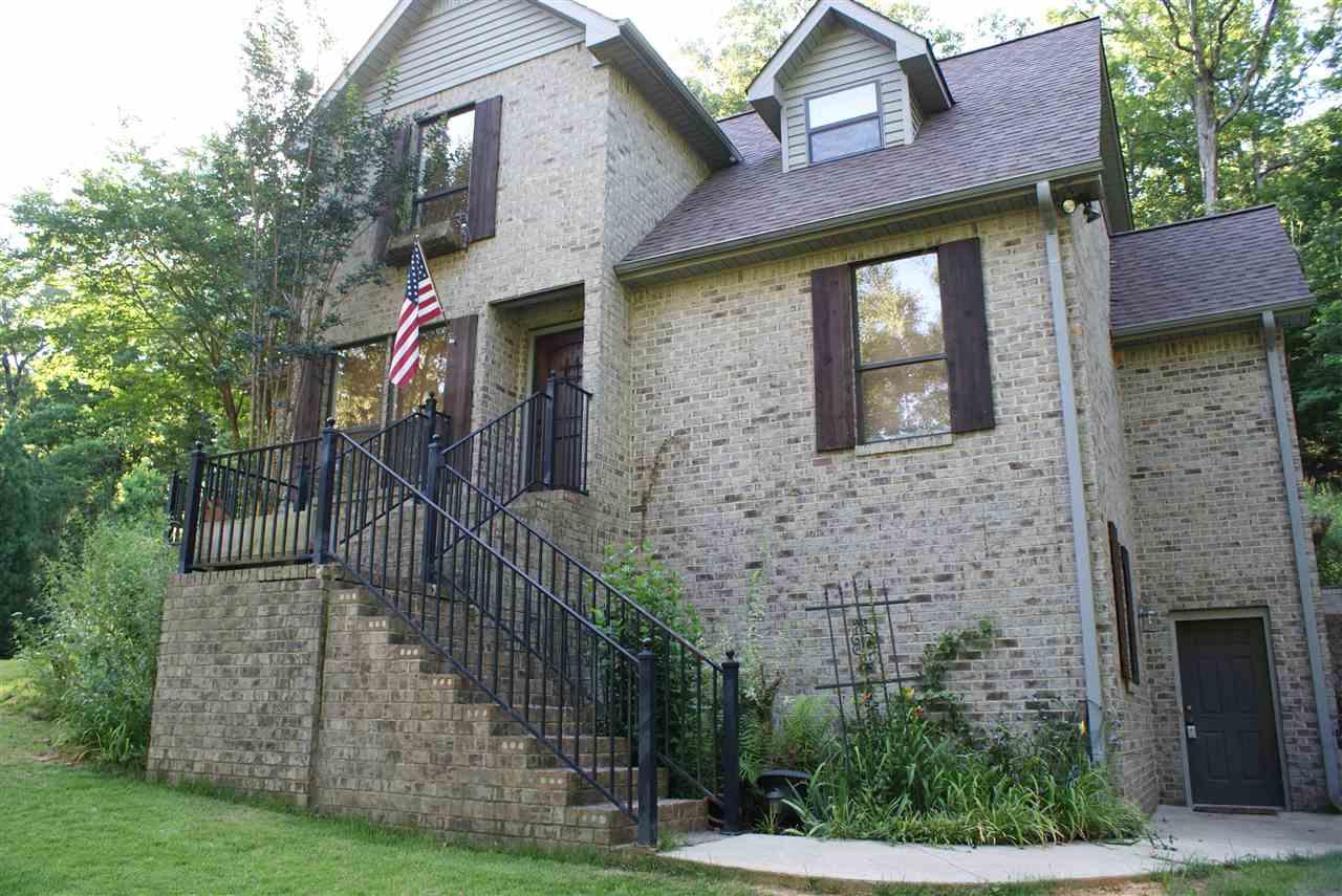 2225 Valley Trail - Photo 1